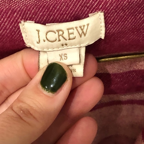 ☀️5 items for $20☀️ J-CREW PINK BUTTON UP Flannel - Picture 2 of 2